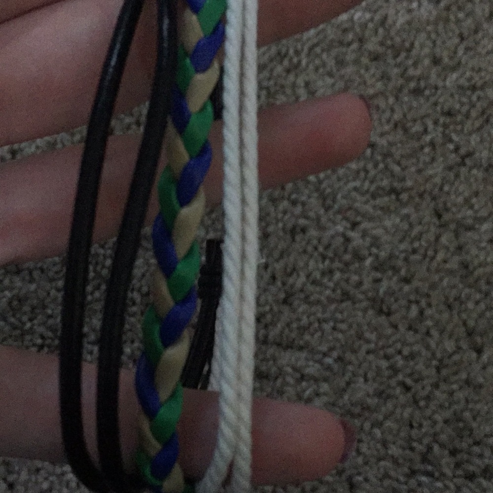 3 bracelets - Picture 4 of 8